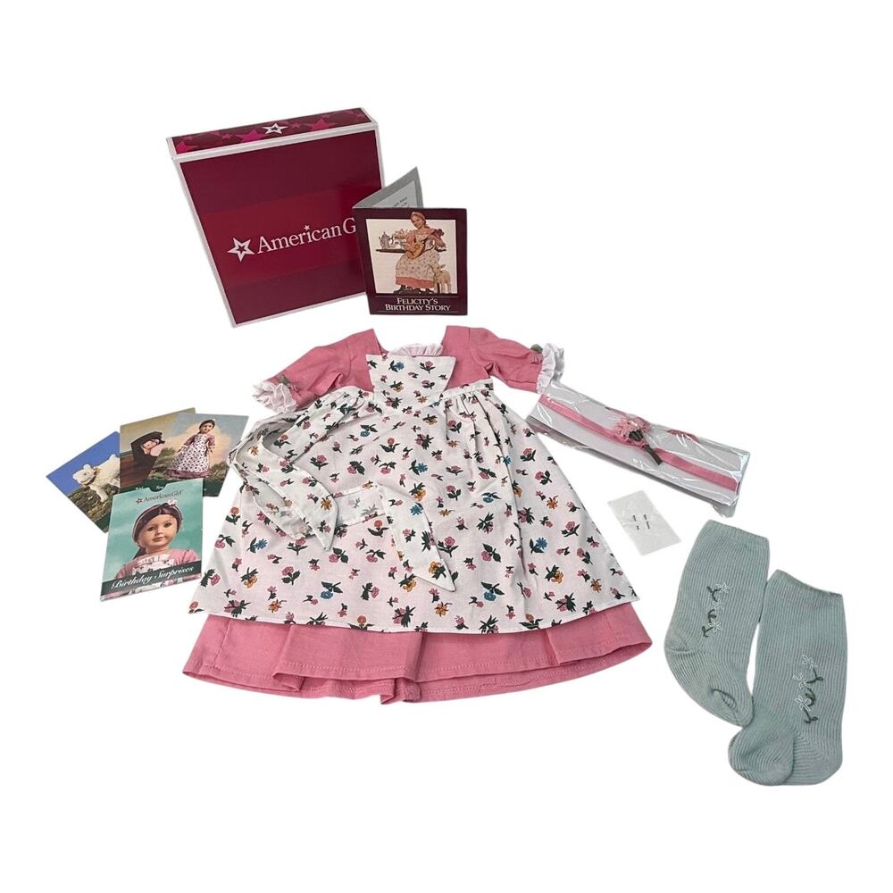 American Girl Felicity Spring Gown Pinner Apron Socks Pins Hair Flowers Pins Box - Picture 2 of 11